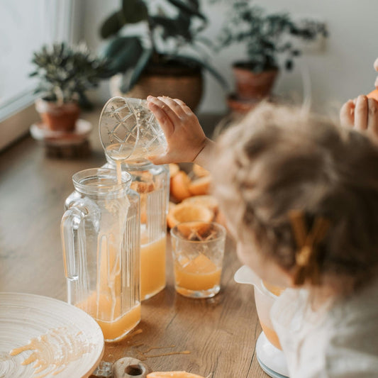 Faut-il vraiment éviter le jus d’orange au petit déjeuner ?