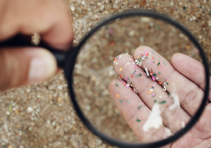 Microplastiques dans l'eau